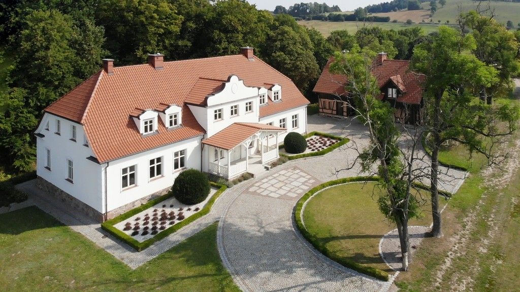 Images Prachtig landhuis aan het meer in Warmia-Masurië