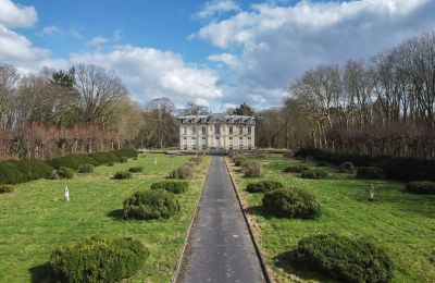 Kasteel te koop Chantilly, Hauts-de-France, Toegang