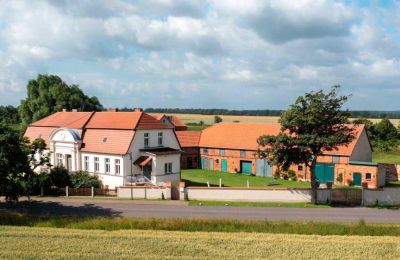 Historische villa te koop 16945 Meyenburg, Brandenburg, Blick von der Feldseite