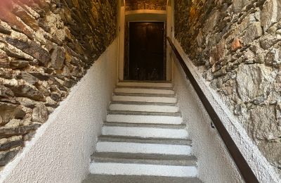 Landhuis te koop Gignese, Via al Castello 20, Piemonte, Steintreppe