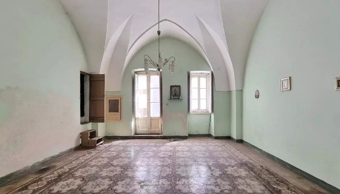 Herenhuis Oria, Puglia