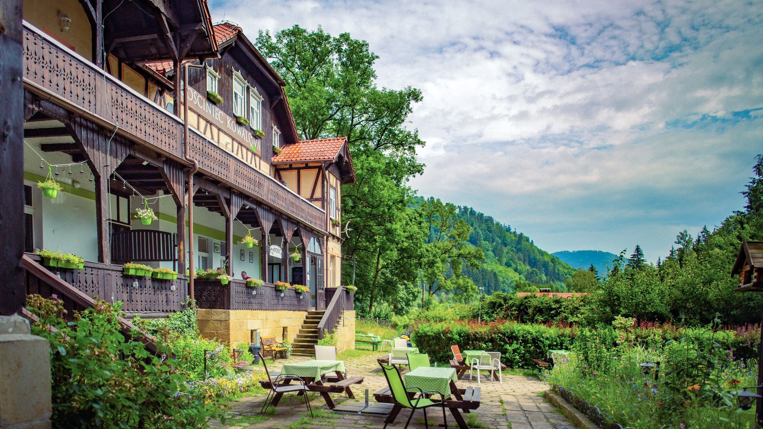 Images Charmant historisch pension in de bergen, Midden-Sudetenland