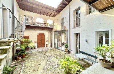 Landhuis te koop 28824 Oggebbio, Località Rancone, Piemonte, Binnenplaats