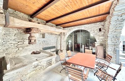 Landhuis te koop 28824 Oggebbio, Località Rancone, Piemonte, Binnenplaats