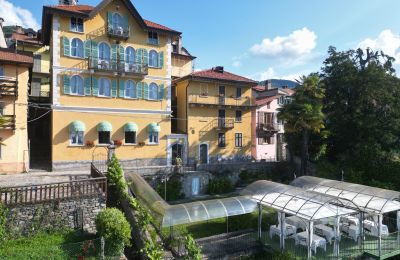 Historische villa te koop Bee, Piemonte, Gerenoveerde Gevel