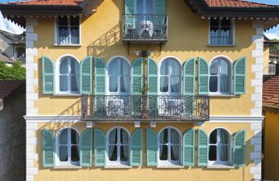 Historische villa te koop Bee, Piemonte, Fassade