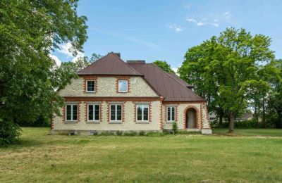 Historische villa te koop Piaski, Wolności 19, województwo łódzkie, Stara szkoła w Piaskach