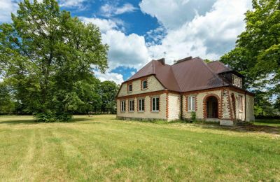 Historische villa te koop Piaski, Wolności 19, województwo łódzkie, Buitenaanzicht