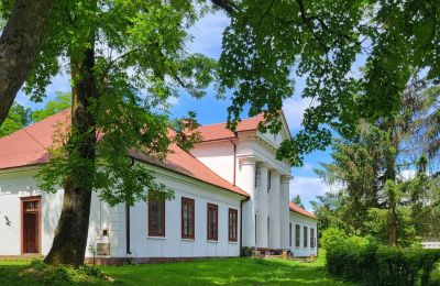 Landhuis te koop Rożnów, Dwór w Rożnowie, województwo małopolskie, Zijaanzicht