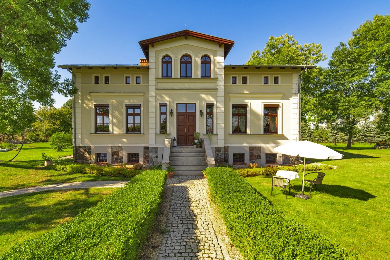 Images Landhuis ten noorden van Poznan, Groot-Polen