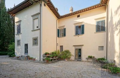 Historische villa te koop Gragnano, Toscane, Vooraanzicht