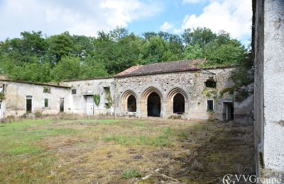 Klooster te koop Foix, Occitanie, Binnenplaats