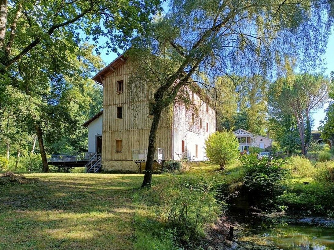 Images Boerderij bij Bordeaux: Oude molen te koop