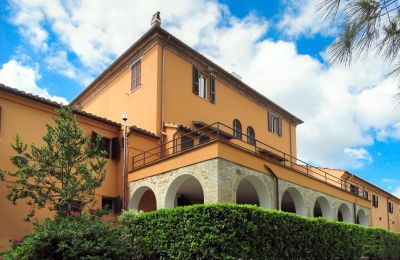 Historische villa te koop Offida, Marche, Achteraanzicht