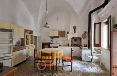 Herenhuis te koop Oria, Puglia, Eetkamer