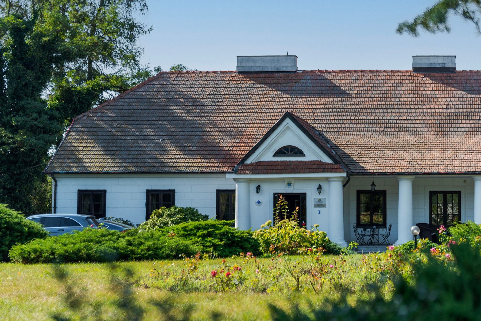 Images Pools landhuis in het noordwesten van Warschau