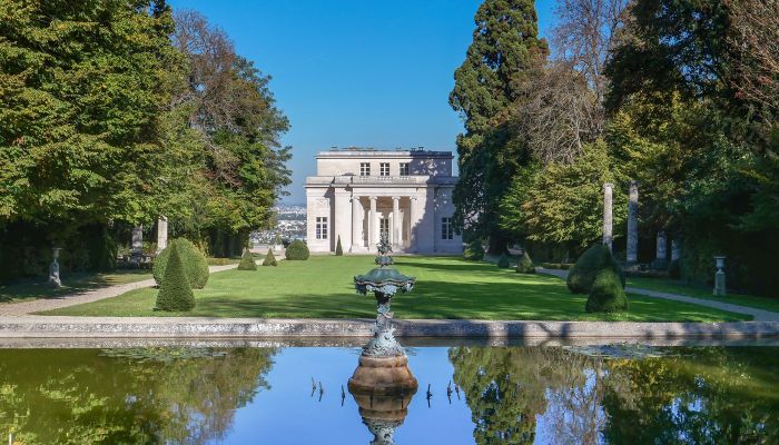 Kasteel te koop Louveciennes, Île-de-France,  Frankrijk