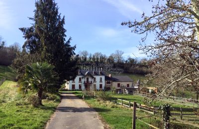 Landhuis te koop Pau, Nouvelle-Aquitaine, Toegang