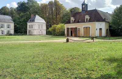 Kasteel te koop Bourgogne-Franche-Comté, Bijgebouw