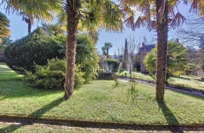 Historische villa te koop Bagnères-de-Bigorre, Occitanie, Tuin