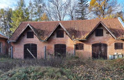 Kasteel te koop Dobrocin, Pałac w Dobrocinie, województwo warmińsko-mazurskie, Bijgebouw