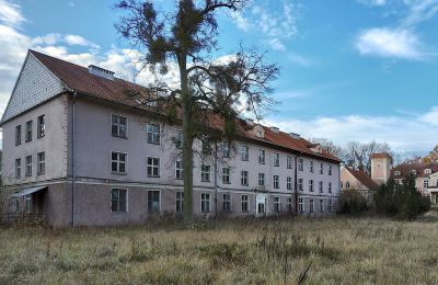 Kasteel te koop Dobrocin, Pałac w Dobrocinie, województwo warmińsko-mazurskie, Bijgebouw