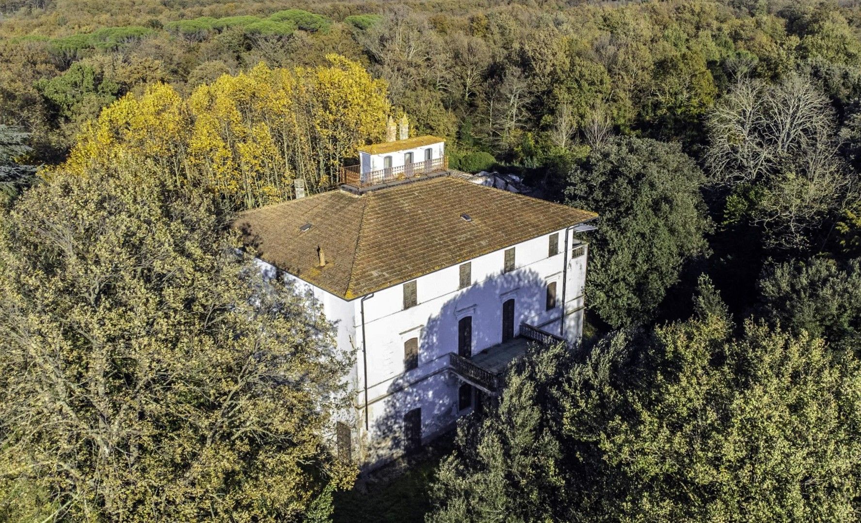 Images Betoverende Toscaanse villa met 20 hectare grond