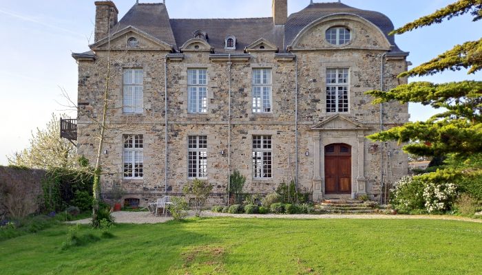 Kasteel te koop Lamballe, Bretagne,  Frankrijk