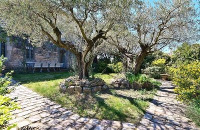 Kasteel te koop Uzès, Occitanie, Tuin