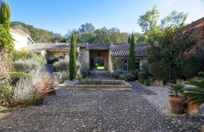 Landhuis te koop Uzès, Occitanie, Binnenplaats