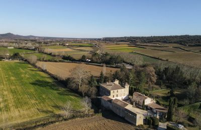 Landhuis te koop Uzès, Occitanie, Omgeving van het pand