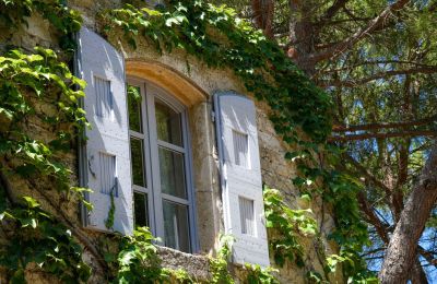 Landhuis te koop Uzès, Occitanie, Details