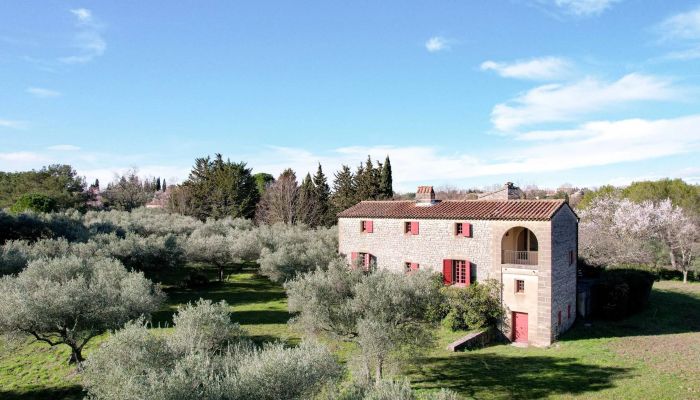 Landelijk huis te koop Uzès, Occitanie,  Frankrijk