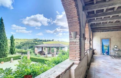 Historische villa te koop Bessières, Occitanie, Uitzicht 