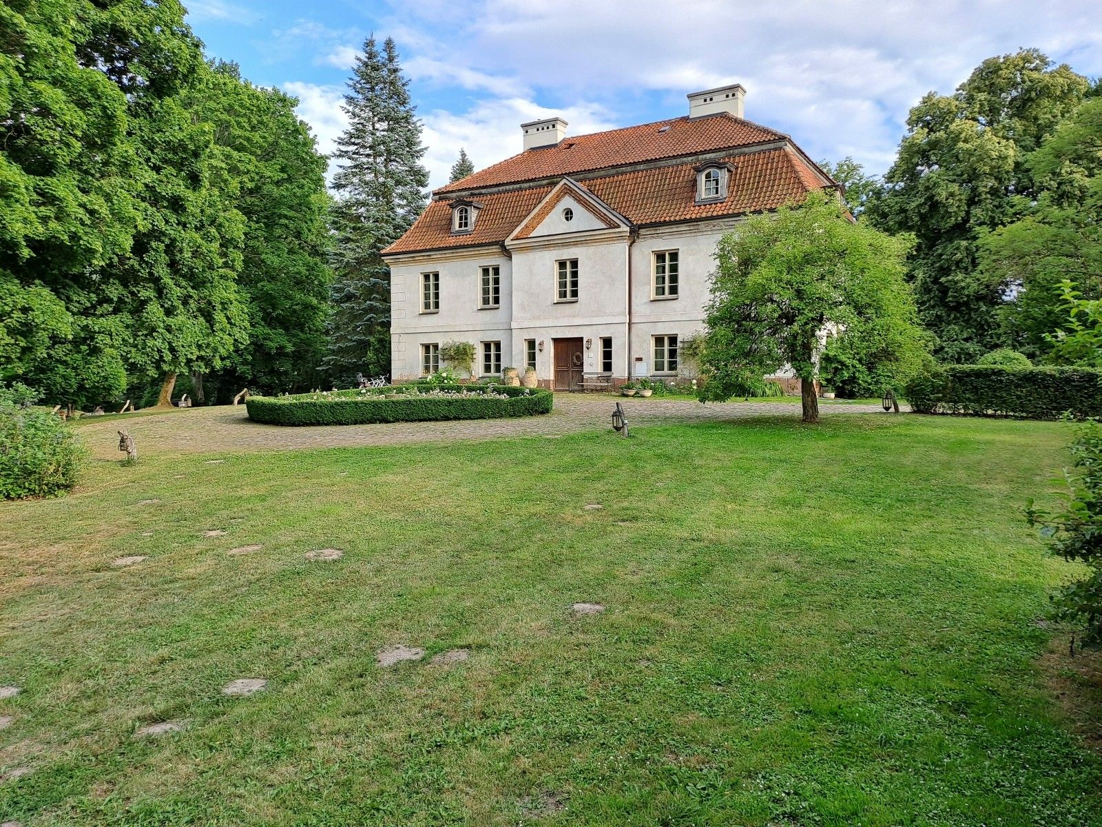 Images Dwór Dawidy - een van de meest charmante landhuizen in Warmia