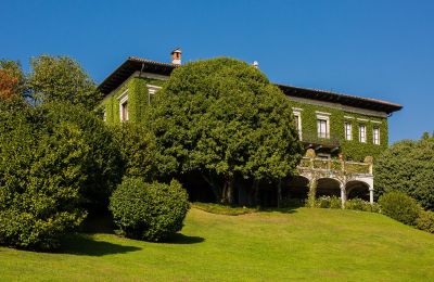 Historische villa te koop Verbania, Piemonte, Achteraanzicht