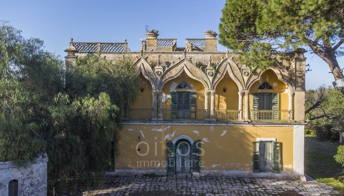 Historische villa te koop Mesagne, Puglia,  Italië