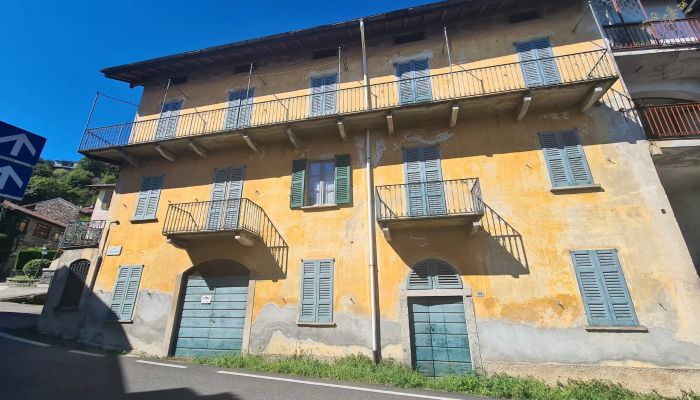 Boerderij te koop Magognino, Piemonte,  Italië