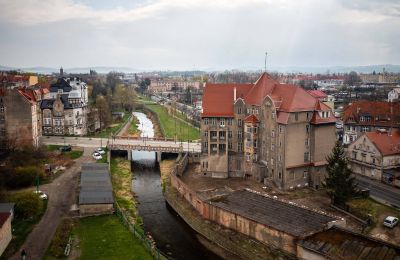 Historische villa te koop Dzierżoniów, Henryka Sienkiewicza 4, województwo dolnośląskie, Achteraanzicht