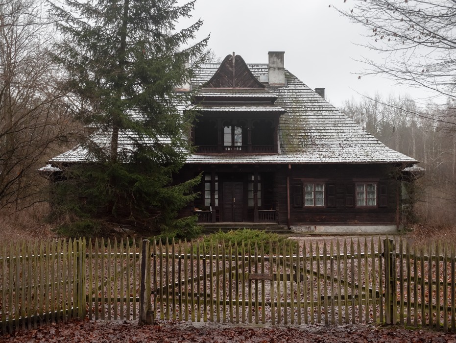 Historisches Wohnhaus im Nationalpark Kampinos, Kampinos