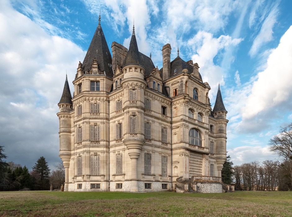 Imposant: Château de Bon Hôtel an der Loire, Centre-Val de Loire