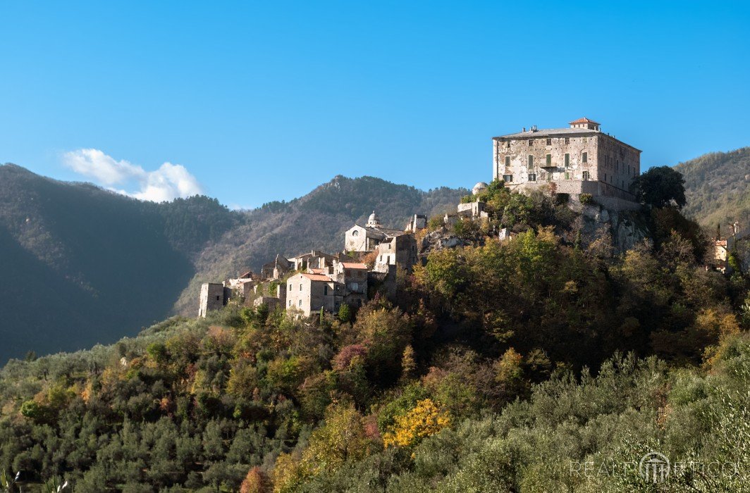 Schloss in Norditalien, Italië