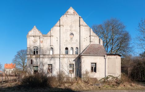 /pp/cc_by_nc_nd/thumb-de-sachsen-anhalt-neukirchen-altmark-gutshaus.jpg