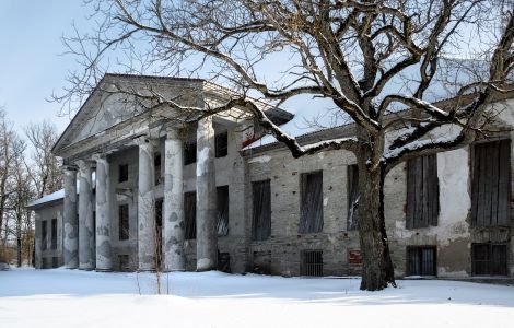 /pp/cc_by_nc_nd/thumb-estonia-manor-raikkuela.jpg