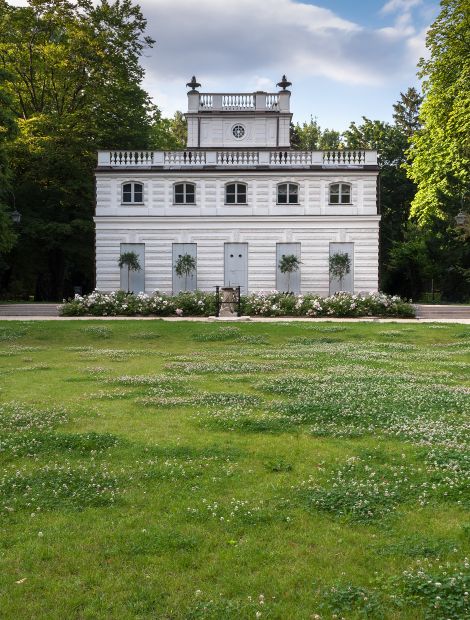 /pp/cc_by_nc_nd/thumb-weisses-haus-warschau-realportico.jpg