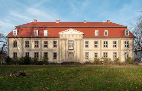 /pp/cc_by_sa/thumb-deutschland-sachsen-anhalt-quetzdolsdorf-schloss-quetz.jpg