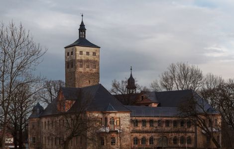 /pp/cc_by_sa/thumb-deutschland-thuringen-heuckewalde-schloss.jpg