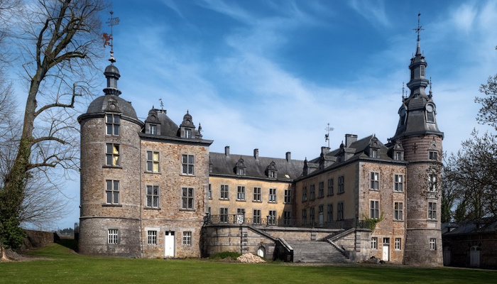 Foto's /pp/medium-be-luxembourg-mirwart-chateau.jpg