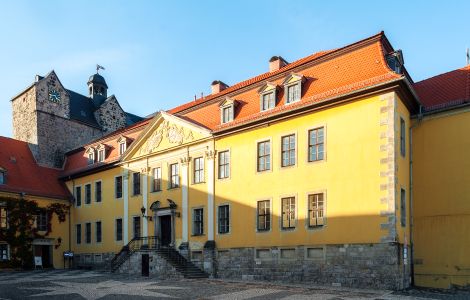 /pp/public_domain/thumb-deutschland-sachsen-anhalt-ballenstedt-schloss.jpg